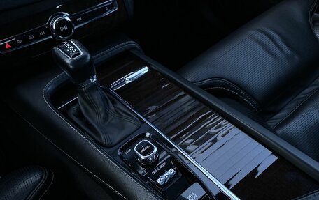 Volvo XC90 II рестайлинг, 2017 год, 2 599 000 рублей, 19 фотография