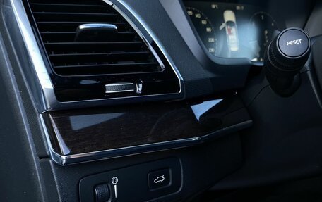 Volvo XC90 II рестайлинг, 2017 год, 2 599 000 рублей, 24 фотография