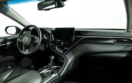 Toyota Camry, 2023 год, 3 649 000 рублей, 9 фотография