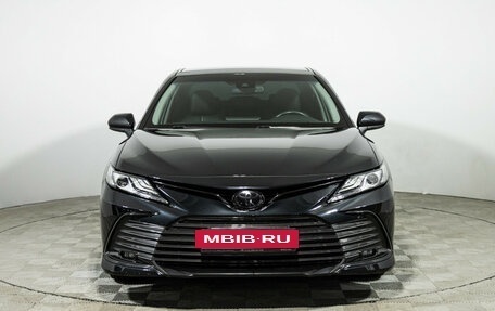 Toyota Camry, 2023 год, 3 649 000 рублей, 2 фотография