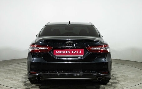 Toyota Camry, 2023 год, 3 649 000 рублей, 6 фотография