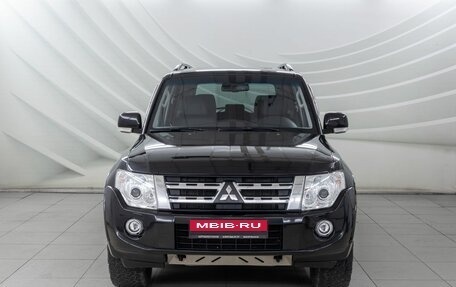 Mitsubishi Pajero IV, 2011 год, 2 390 000 рублей, 2 фотография