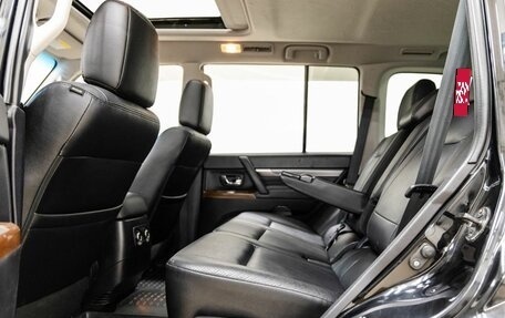 Mitsubishi Pajero IV, 2011 год, 2 390 000 рублей, 25 фотография