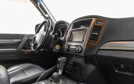 Mitsubishi Pajero IV, 2011 год, 2 390 000 рублей, 36 фотография