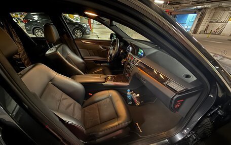 Mercedes-Benz E-Класс, 2012 год, 1 830 000 рублей, 8 фотография