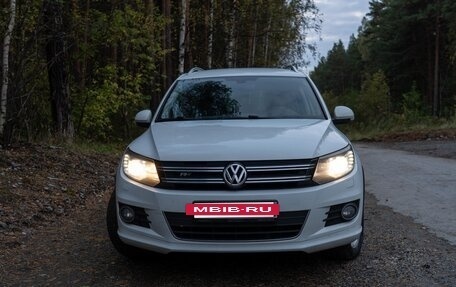 Volkswagen Tiguan I, 2016 год, 2 100 000 рублей, 2 фотография