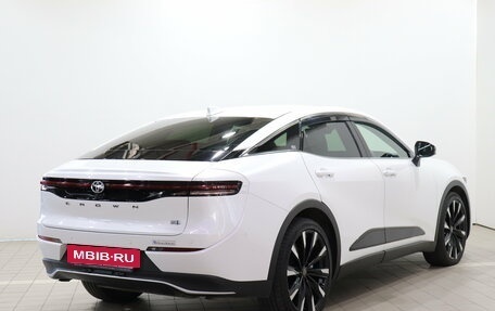 Toyota Crown, 2022 год, 5 550 000 рублей, 5 фотография