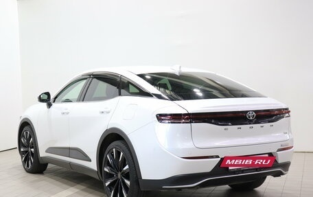 Toyota Crown, 2022 год, 5 550 000 рублей, 7 фотография