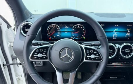 Mercedes-Benz GLA, 2021 год, 2 420 000 рублей, 12 фотография