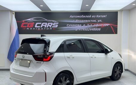 Honda Fit, 2022 год, 1 400 000 рублей, 4 фотография