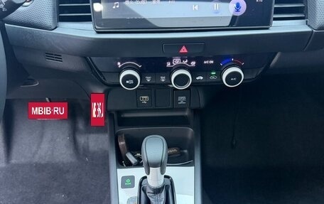 Honda Fit, 2022 год, 1 400 000 рублей, 13 фотография
