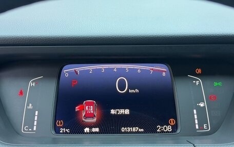 Honda Fit, 2022 год, 1 400 000 рублей, 14 фотография