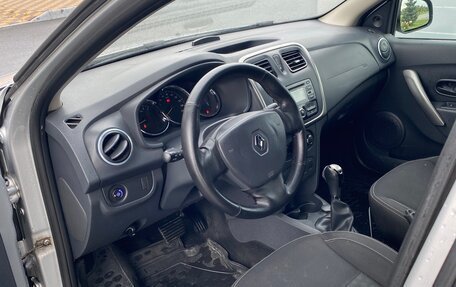 Renault Logan II, 2016 год, 719 000 рублей, 6 фотография