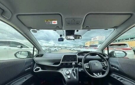 Toyota Sienta II, 2022 год, 1 490 000 рублей, 11 фотография