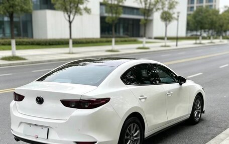 Mazda 3, 2022 год, 1 090 000 рублей, 4 фотография