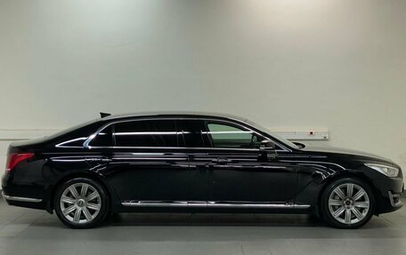 Genesis G90 I рестайлинг, 2017 год, 1 850 000 рублей, 7 фотография