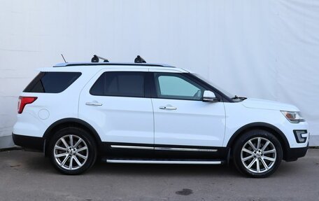 Ford Explorer VI, 2017 год, 1 999 000 рублей, 7 фотография
