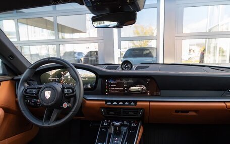 Porsche 911, 2025 год, 28 400 844 рублей, 13 фотография