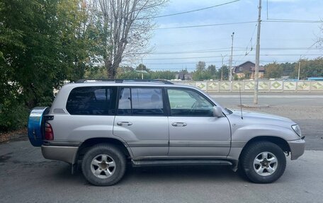 Toyota Land Cruiser 100 рестайлинг 2, 1999 год, 1 330 000 рублей, 2 фотография