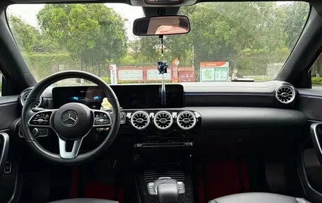 Mercedes-Benz A-Класс, 2023 год, 1 880 000 рублей, 7 фотография