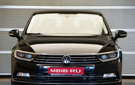 Volkswagen Passat B8 рестайлинг, 2018 год, 2 440 000 рублей, 2 фотография