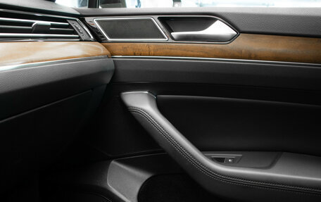 Volkswagen Passat B8 рестайлинг, 2018 год, 2 440 000 рублей, 27 фотография