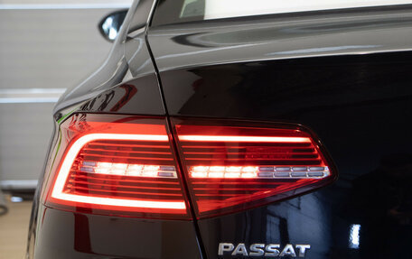 Volkswagen Passat B8 рестайлинг, 2018 год, 2 440 000 рублей, 39 фотография