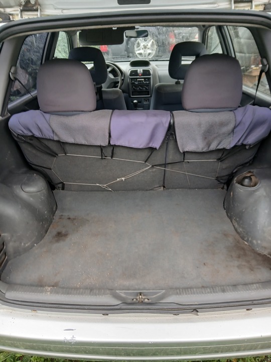 Mitsubishi Space Star I рестайлинг, 2002 год, 250 000 рублей, 3 фотография