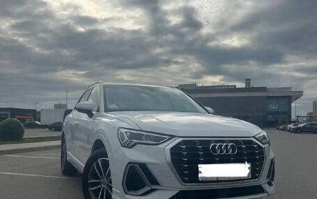 Audi Q3, 2021 год, 2 660 000 рублей, 3 фотография