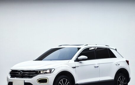 Volkswagen T-Roc I, 2023 год, 2 446 690 рублей, 1 фотография