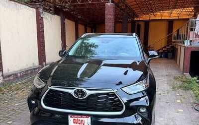 Toyota Highlander, 2022 год, 5 800 000 рублей, 1 фотография
