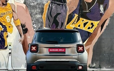 Jeep Renegade I рестайлинг, 2018 год, 1 132 000 рублей, 5 фотография