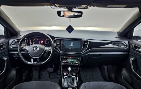 Volkswagen T-Roc I, 2023 год, 2 446 690 рублей, 7 фотография