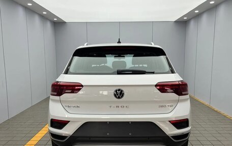 Volkswagen T-Roc I, 2022 год, 1 690 000 рублей, 5 фотография