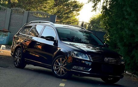 Volkswagen Passat B7, 2011 год, 999 000 рублей, 5 фотография