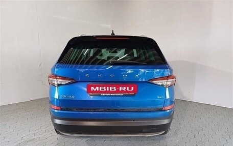 Skoda Kodiaq I, 2023 год, 3 950 000 рублей, 3 фотография