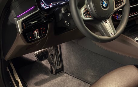BMW 5 серия, 2020 год, 5 299 000 рублей, 16 фотография