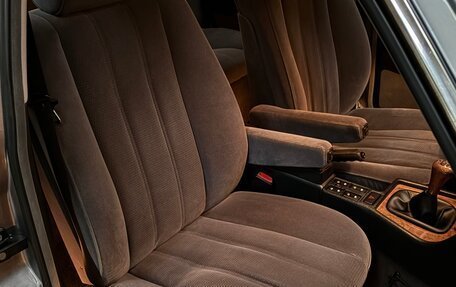 BMW 7 серия, 1992 год, 1 280 000 рублей, 28 фотография