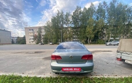 Volkswagen Passat B7, 2011 год, 900 000 рублей, 3 фотография