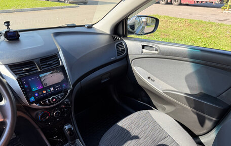 Hyundai Solaris II рестайлинг, 2016 год, 1 100 000 рублей, 10 фотография