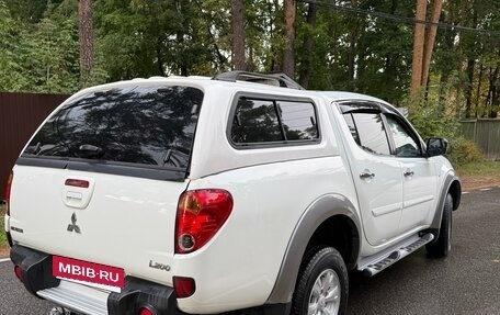 Mitsubishi L200 IV рестайлинг, 2012 год, 1 700 000 рублей, 6 фотография