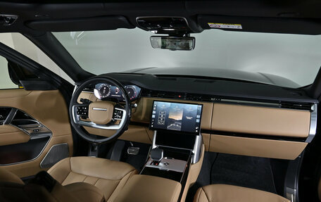 Land Rover Range Rover IV рестайлинг, 2026 год, 33 500 000 рублей, 8 фотография
