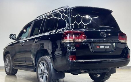 Toyota Land Cruiser 200, 2016 год, 4 490 000 рублей, 7 фотография