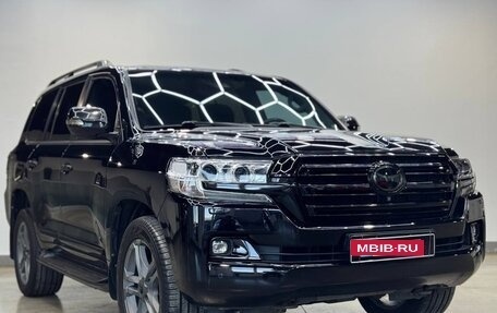 Toyota Land Cruiser 200, 2016 год, 4 490 000 рублей, 3 фотография