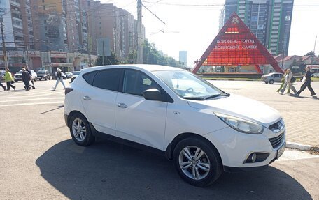 Hyundai ix35 I рестайлинг, 2013 год, 1 034 000 рублей, 3 фотография