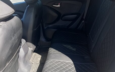 Hyundai ix35 I рестайлинг, 2013 год, 1 034 000 рублей, 6 фотография