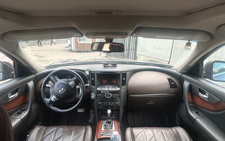 Infiniti FX II, 2012 год, 1 950 000 рублей, 12 фотография
