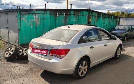 Chevrolet Cruze II, 2011 год, 630 000 рублей, 2 фотография