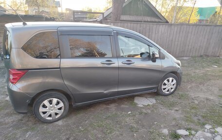 Honda Freed I, 2010 год, 710 000 рублей, 4 фотография