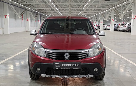 Renault Sandero I, 2013 год, 680 000 рублей, 2 фотография